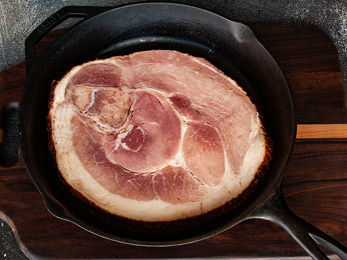 http://walkerfarmsmn.com/cdn/shop/files/Traditional-Smoked-Ham-Steak.jpg?v=1682467100